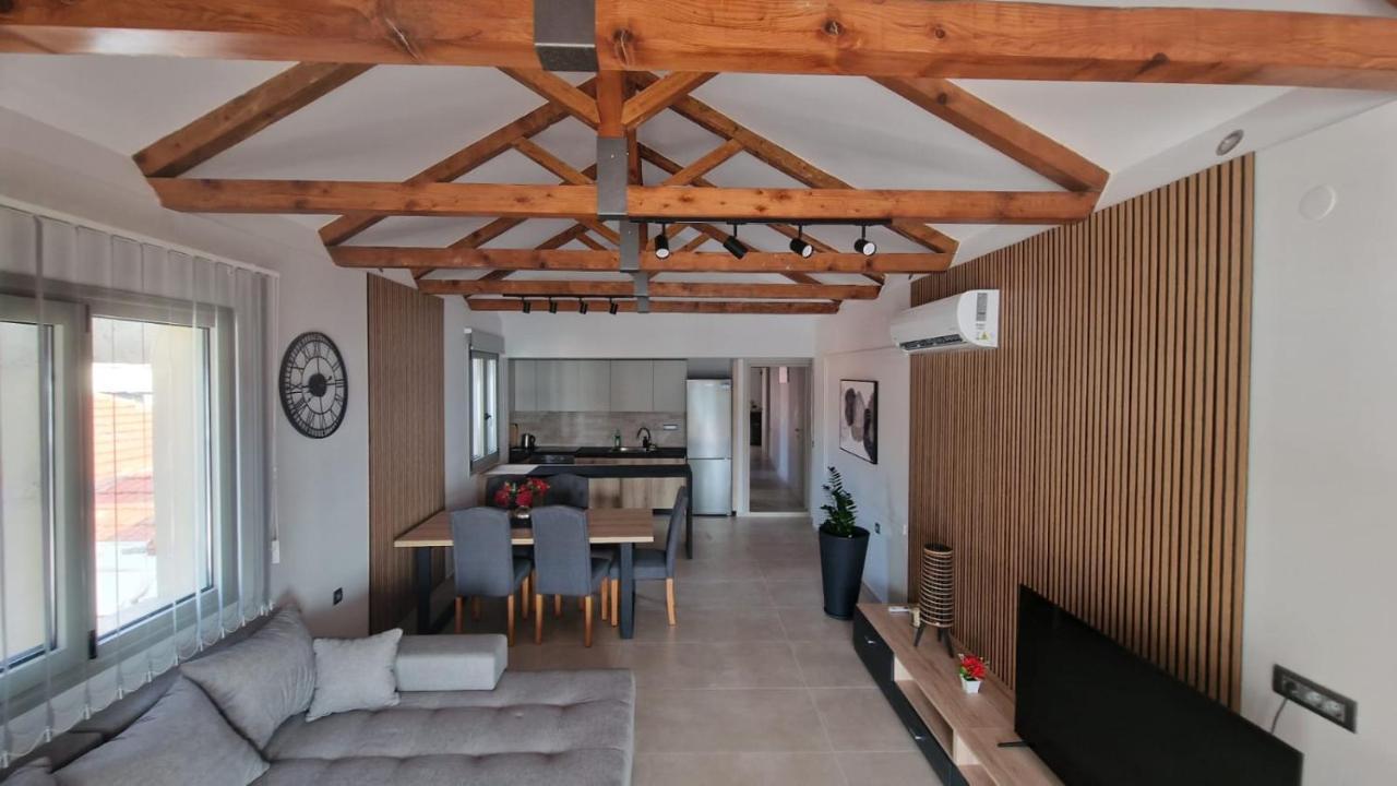 View On Scorpios - Ktena Accomodation Nydri  Bagian luar foto